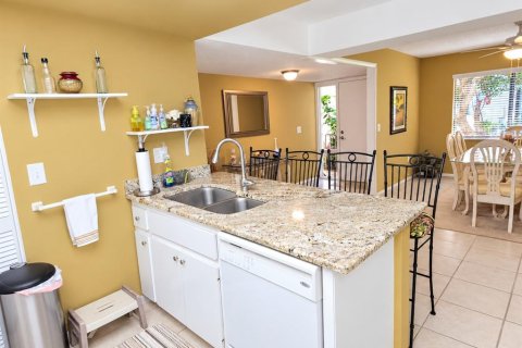Copropriété à vendre à Bradenton, Floride: 3 chambres, 147.9 m2 № 2388931 - photo 6