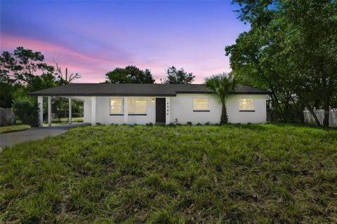 Villa ou maison à vendre à Orlando, Floride: 4 chambres, 173.17 m2 № 2362281 - photo 3