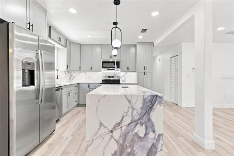Villa ou maison à vendre à Orlando, Floride: 4 chambres, 173.17 m2 № 2362281 - photo 17