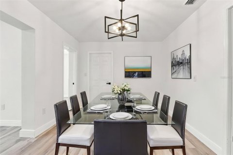 Villa ou maison à vendre à Orlando, Floride: 4 chambres, 173.17 m2 № 2362281 - photo 26