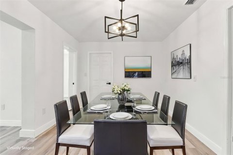 Villa ou maison à vendre à Orlando, Floride: 4 chambres, 173.17 m2 № 2362281 - photo 25