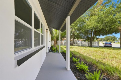 Villa ou maison à vendre à Orlando, Floride: 4 chambres, 173.17 m2 № 2362281 - photo 8