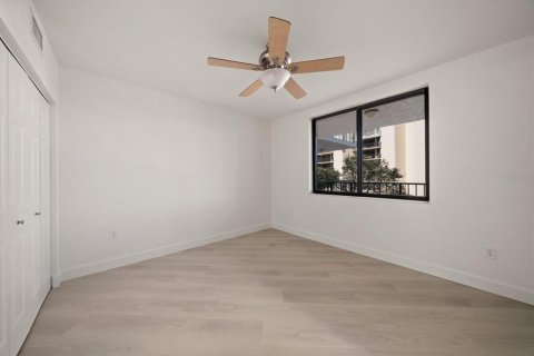 Condo in Clearwater, Florida, 3 bedrooms № 2211493 - photo 26