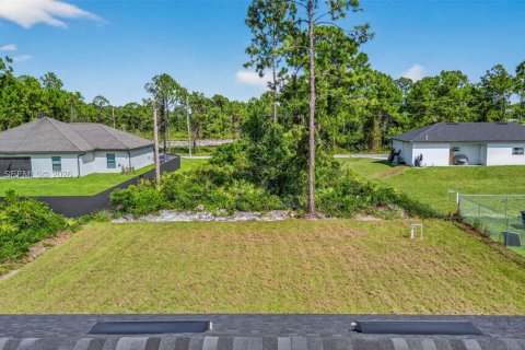 Villa ou maison à vendre à Lehigh Acres, Floride: 3 chambres, 113.53 m2 № 2041886 - photo 16