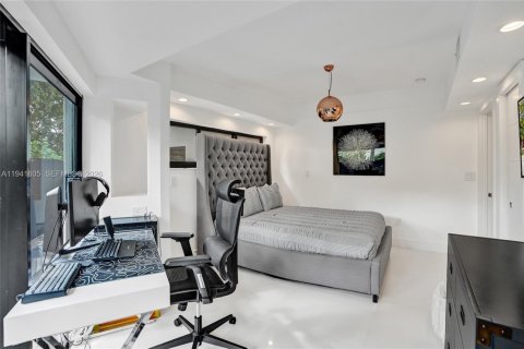 Villa ou maison à vendre à North Miami Beach, Floride: 5 chambres, 317.17 m2 № 2001160 - photo 23