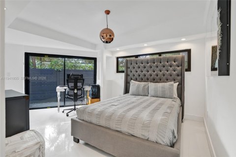 Villa ou maison à vendre à North Miami Beach, Floride: 5 chambres, 317.17 m2 № 2001160 - photo 24