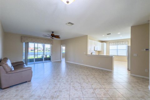 Casa en venta en Wimauma, Florida, 2 dormitorios, 122.35 m2 № 1512469 - foto 10