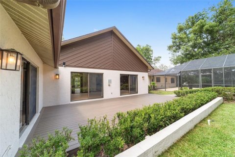 House in Ocala, Florida 4 bedrooms, 306.21 sq.m. № 1913494 - photo 7