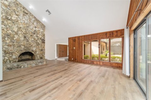 House in Ocala, Florida 4 bedrooms, 306.21 sq.m. № 1913494 - photo 22