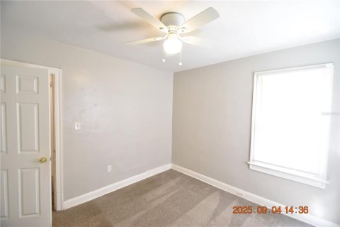 House in Tampa, Florida 3 bedrooms, 76.64 sq.m. № 1906878 - photo 25