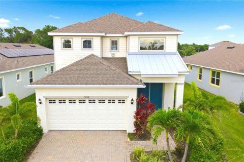 House in Apollo Beach, Florida 4 bedrooms, 211.17 sq.m. № 2210833