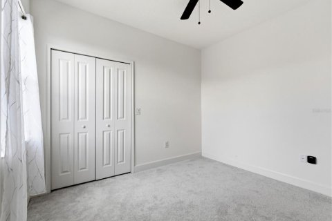 House in Apollo Beach, Florida 4 bedrooms, 211.17 sq.m. № 2210833 - photo 22