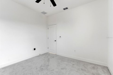 House in Apollo Beach, Florida 4 bedrooms, 211.17 sq.m. № 2210833 - photo 23