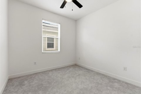 House in Apollo Beach, Florida 4 bedrooms, 211.17 sq.m. № 2210833 - photo 26