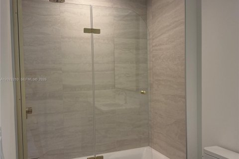 Copropriété à louer à Miami, Floride: 1 chambre № 2257140 - photo 13