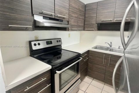 Copropriété à vendre à Miami, Floride: 1 chambre, 56.11 m2 № 2041817 - photo 3