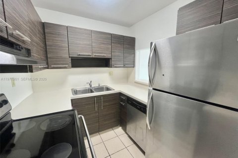 Copropriété à vendre à Miami, Floride: 1 chambre, 56.11 m2 № 2041817 - photo 4