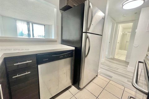 Copropriété à vendre à Miami, Floride: 1 chambre, 56.11 m2 № 2041817 - photo 6