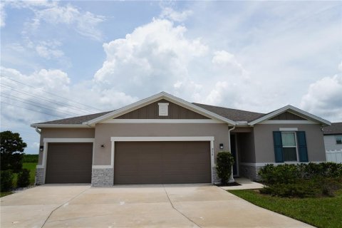 Villa ou maison à Dundee, Floride 4 chambres, 191.94 m2 № 2198452