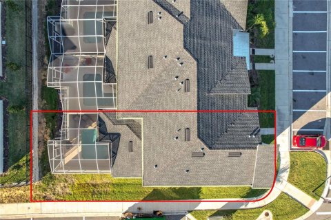 Townhouse in Davenport, Florida 5 bedrooms, 201.32 sq.m. № 1575045 - photo 7