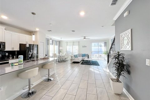 Townhouse in Davenport, Florida 5 bedrooms, 201.32 sq.m. № 1575045 - photo 29