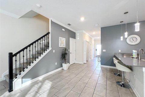 Townhouse in Davenport, Florida 5 bedrooms, 201.32 sq.m. № 1575045 - photo 16