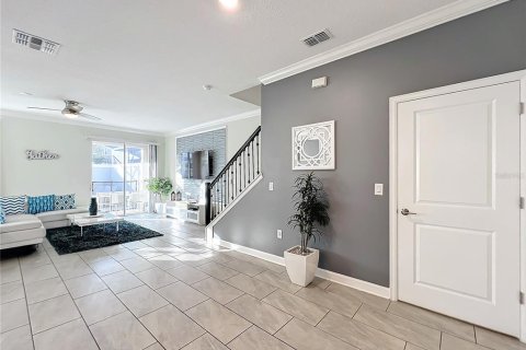 Townhouse in Davenport, Florida 5 bedrooms, 201.32 sq.m. № 1575045 - photo 13