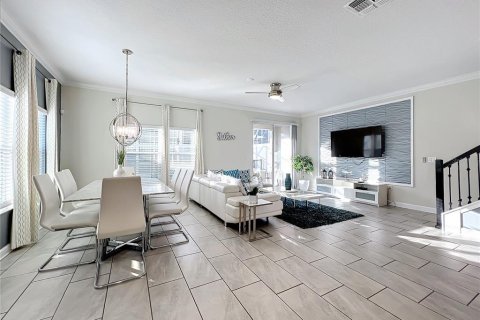 Townhouse in Davenport, Florida 5 bedrooms, 201.32 sq.m. № 1575045 - photo 23