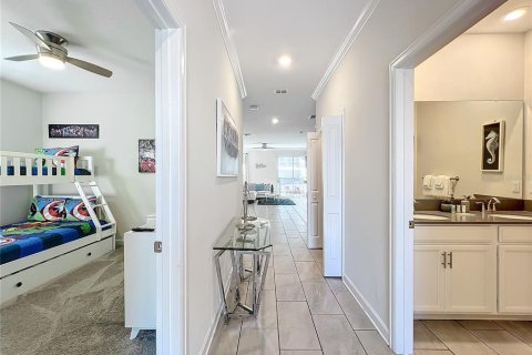 Townhouse in Davenport, Florida 5 bedrooms, 201.32 sq.m. № 1575045 - photo 10
