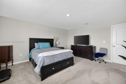 House in St. Lucie, Florida 4 bedrooms, 203.92 sq.m. № 2068160 - photo 25