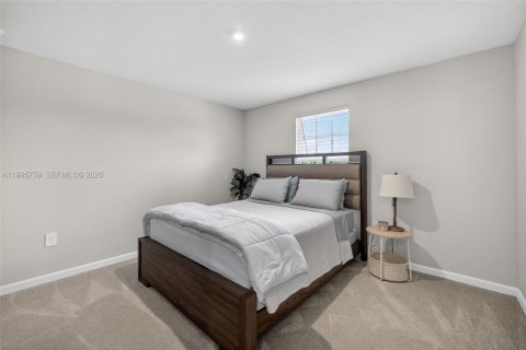 House in St. Lucie, Florida 4 bedrooms, 203.92 sq.m. № 2068160 - photo 27