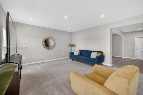 House in St. Lucie, Florida 4 bedrooms, 203.92 sq.m. № 2068160 - photo 11