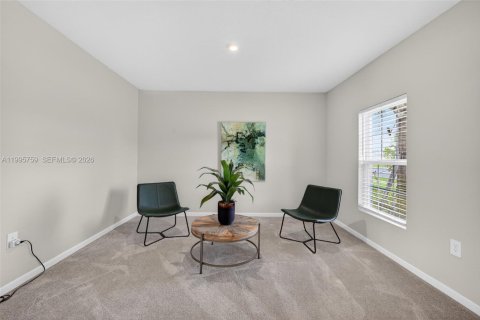 House in St. Lucie, Florida 4 bedrooms, 203.92 sq.m. № 2068160 - photo 5