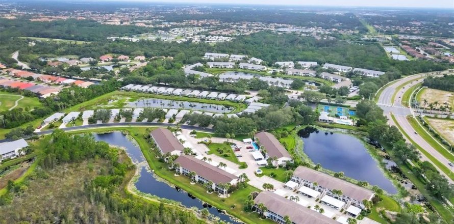 Condominio en Venice, Florida, 2 dormitorios № 1840415