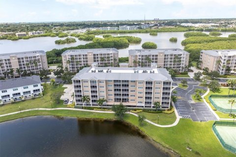 Copropriété à vendre à Seminole, Floride: 2 chambres, 139.35 m2 № 1901449 - photo 2