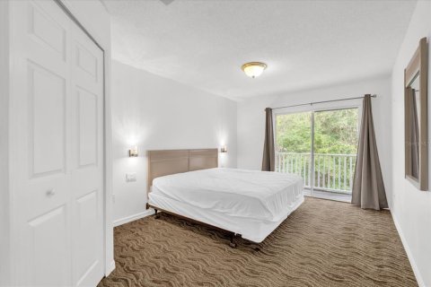 Townhouse in Kissimmee, Florida 4 bedrooms, 152.82 sq.m. № 2375471 - photo 10