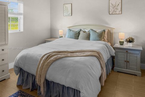 Villa ou maison à vendre à Naples, Floride: 4 chambres, 155.52 m2 № 2439357 - photo 26