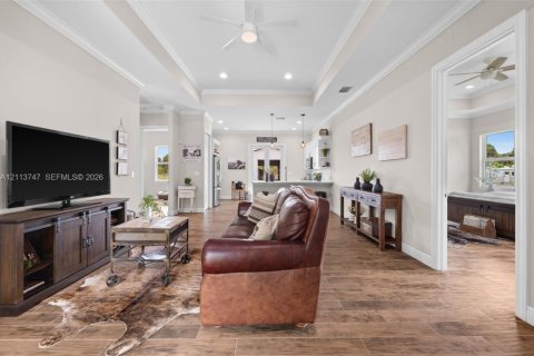 Villa ou maison à vendre à Naples, Floride: 4 chambres, 155.52 m2 № 2439357 - photo 13