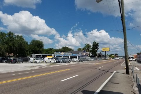 Commercial property in Tampa, Florida № 1837828 - photo 3