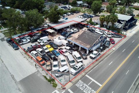 Commercial property in Tampa, Florida № 1837828 - photo 17