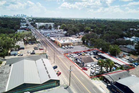Commercial property in Tampa, Florida № 1837828 - photo 14