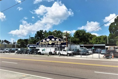 Commercial property in Tampa, Florida № 1837828 - photo 1