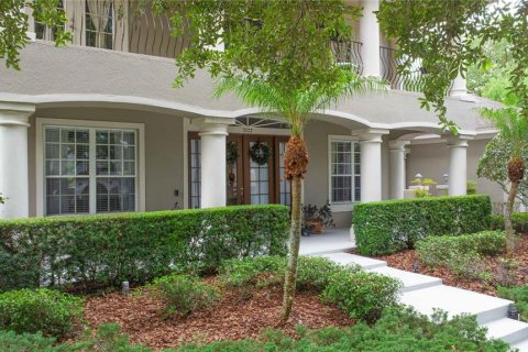 House in Orlando, Florida 5 bedrooms, 328.6 sq.m. № 1759549 - photo 3
