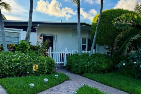 Casa en Pompano Beach, Florida 2 dormitorios, 116.87 m2 № 2367778