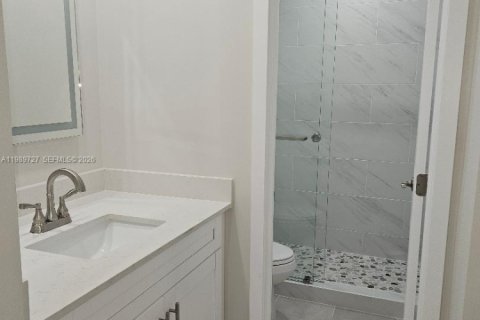 Снять в аренду кондоминиум в Майами, Флорида 3 спальни, 92.25м2, № 2051744 - фото 5