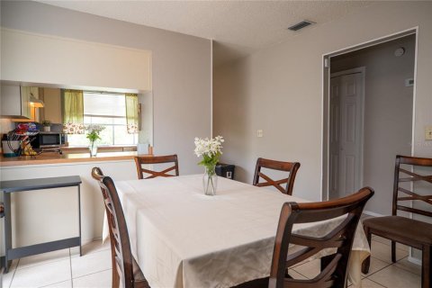 House in Orlando, Florida 3 bedrooms, 108.51 sq.m. № 1788096 - photo 22