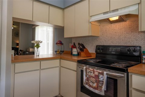 House in Orlando, Florida 3 bedrooms, 108.51 sq.m. № 1788096 - photo 29