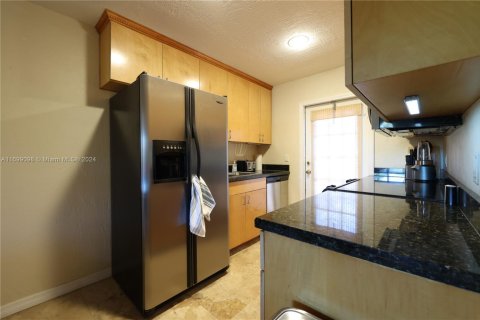 Condominio en venta en Fort Lauderdale, Florida, 2 dormitorios, 66.7 m2 № 1692629 - foto 11