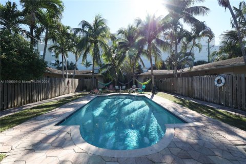 Condominio en venta en Fort Lauderdale, Florida, 2 dormitorios, 66.7 m2 № 1692629 - foto 4