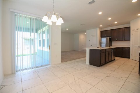 Casa en alquiler en Lakeland, Florida, 5 dormitorios, 242.2 m2 № 1912057 - foto 8